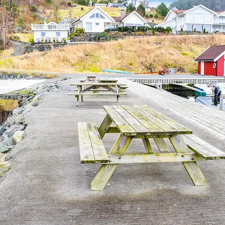 Pet Friendly In With House Sea View Fister